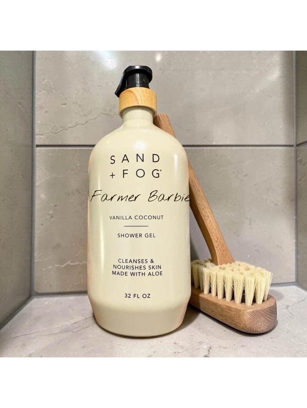 NEW! Viral Sand + Fog Vanilla Coconut Body Wash & Shower Gel. 32FL Oz